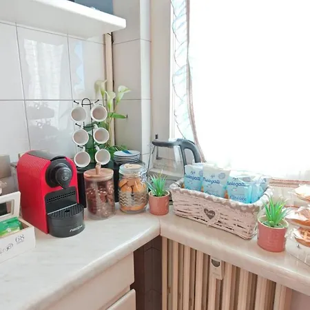 Jasmine Couette-café